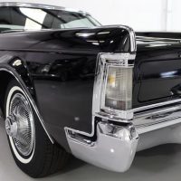 1969 Lincoln Continental Mark III - Image 19