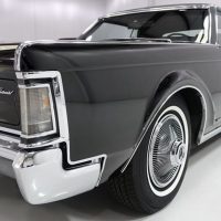 1969 Lincoln Continental Mark III - Image 34