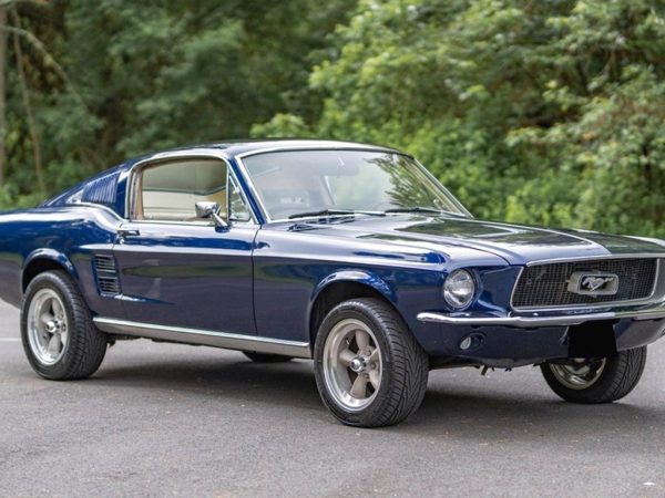 1967 Ford Mustang Fastback Blue