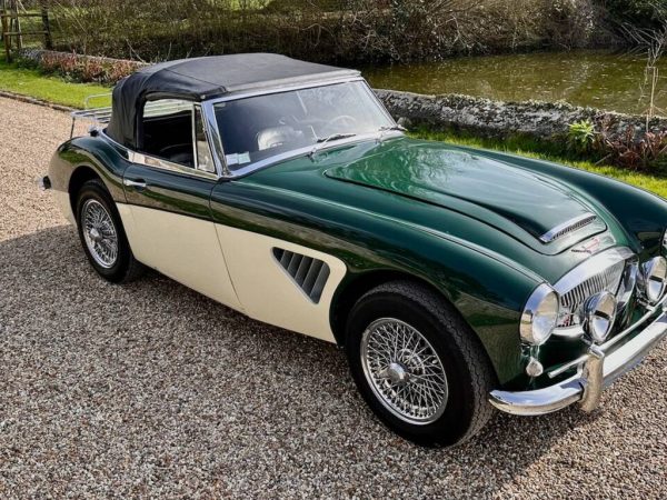 1964 Austin-Healey 3000 Mk III (BJ8)